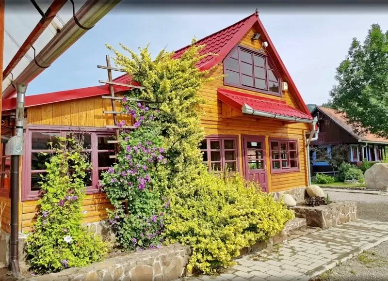 Gyimesbükk Szállás | Turisztikai panzió (K1088-1) A kép szerzői jogvédelem alatt állhat. Javasolt a kapcsolatfelvétel a jog tulajdonossal.