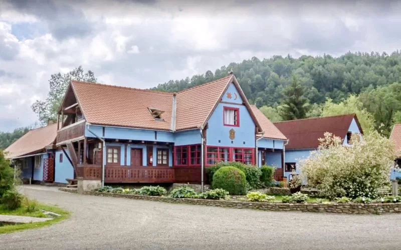 Făget Cazare | Motel (K1088-23) Imaginea poate fi supusă drepturilor de autor. Se recomandă contactarea titularului drepturilor.