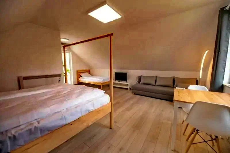 Kézdivásárhely Szállás | Motel (K1248-17) A kép szerzői jogvédelem alatt állhat. Javasolt a kapcsolatfelvétel a jog tulajdonossal.