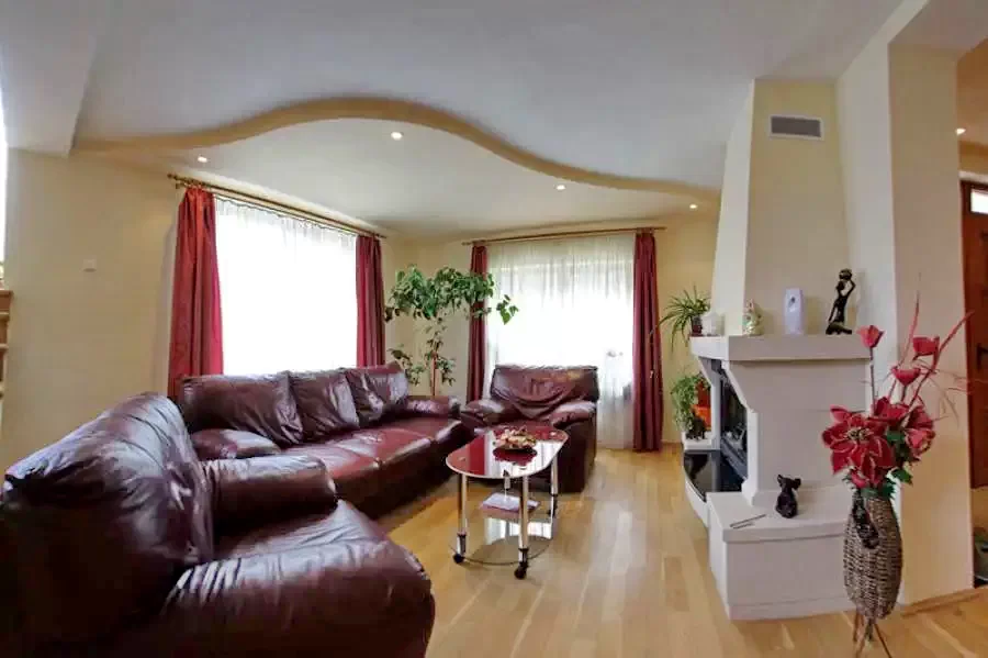  Szállás | Motel (K0644-5) A kép szerzői jogvédelem alatt állhat. Javasolt a kapcsolatfelvétel a jog tulajdonossal.