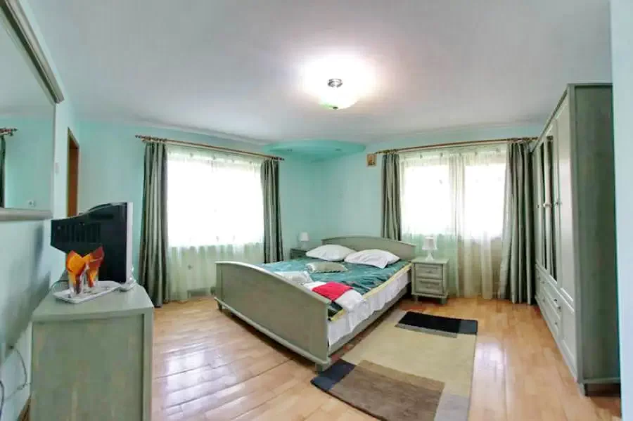  Szállás | Motel (K0644-11) A kép szerzői jogvédelem alatt állhat. Javasolt a kapcsolatfelvétel a jog tulajdonossal.