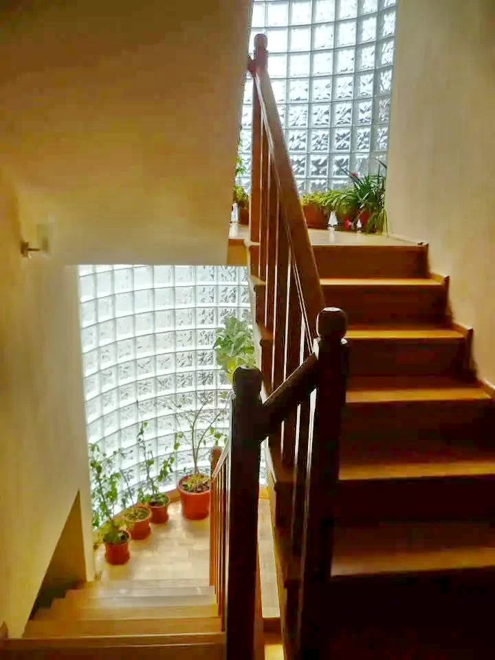  Szállás | Motel (K0644-16) A kép szerzői jogvédelem alatt állhat. Javasolt a kapcsolatfelvétel a jog tulajdonossal.