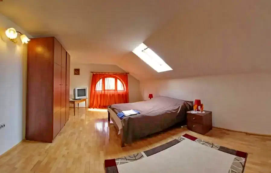  Szállás | Motel (K0644-18) A kép szerzői jogvédelem alatt állhat. Javasolt a kapcsolatfelvétel a jog tulajdonossal.