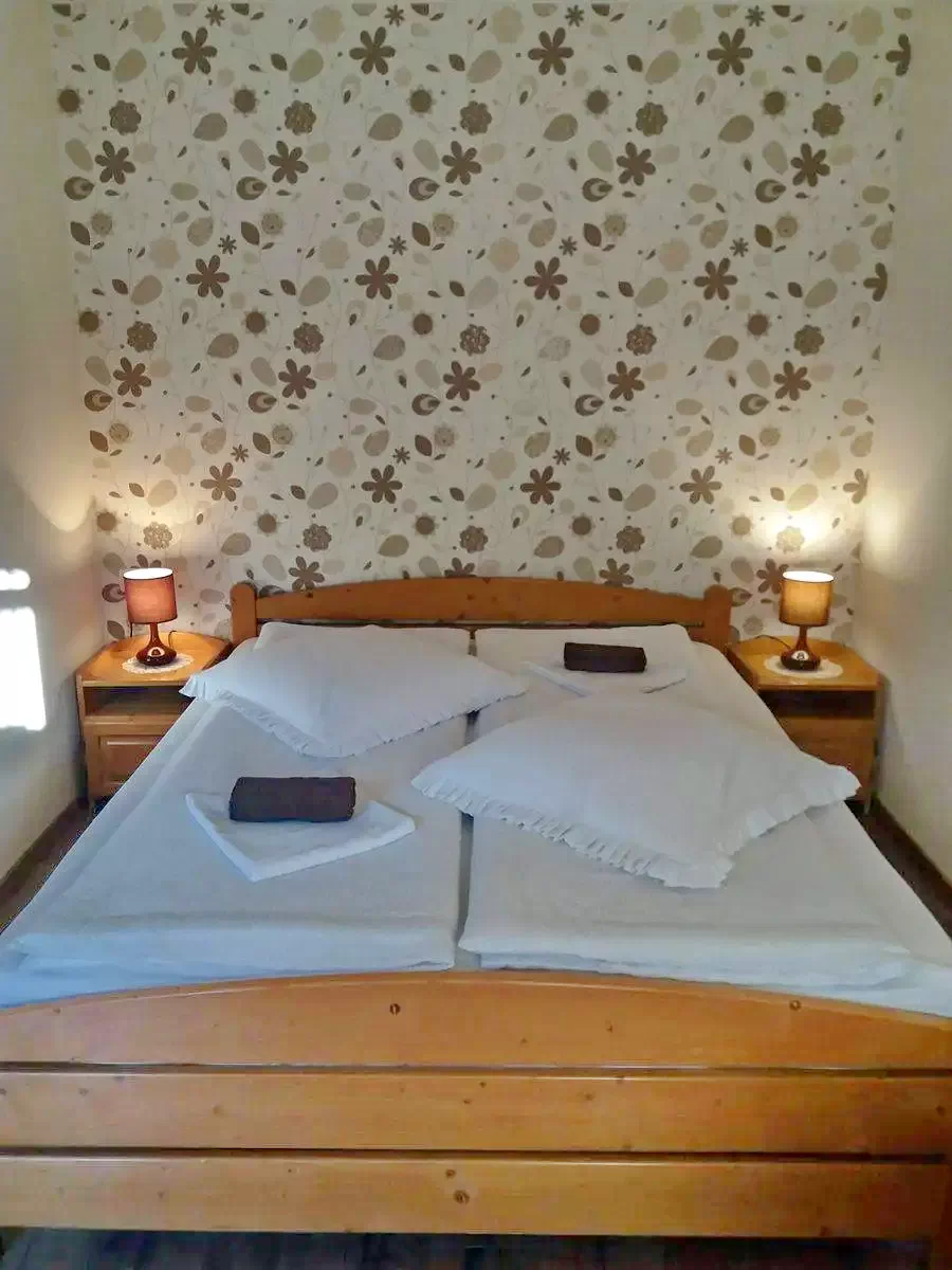 Feliceni Cazare | Motel (K0384-12) Imaginea poate fi supusă drepturilor de autor. Se recomandă contactarea titularului drepturilor.