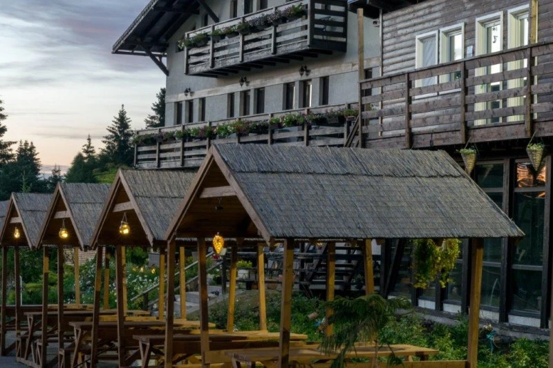 Ciumani Cazare | Motel (K1076-4) Imaginea poate fi supusă drepturilor de autor. Se recomandă contactarea titularului drepturilor.