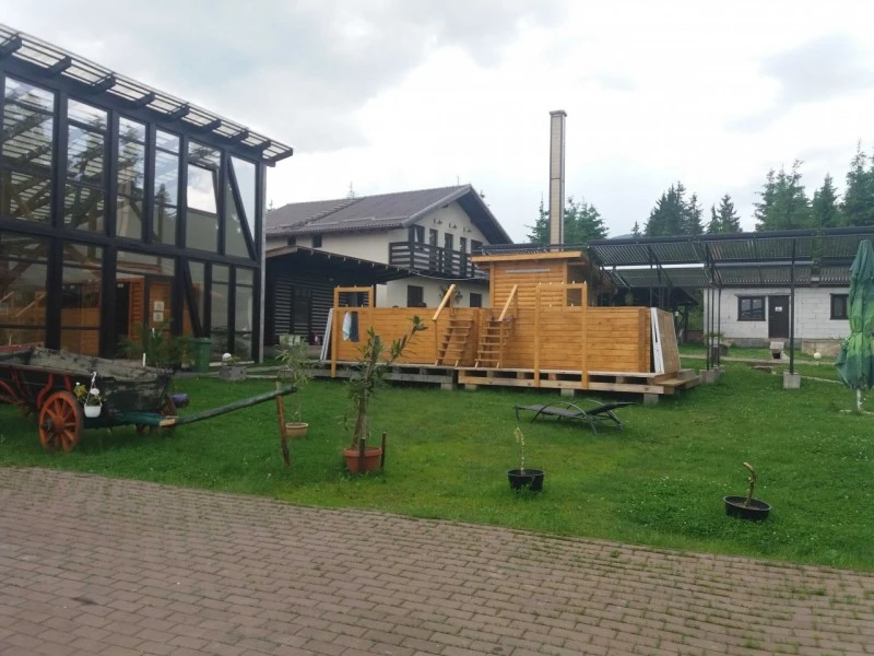 Szállás Ciumani - Pensiune Erdőszéli Székely*** | Gyergyócsomafalva - Erdőszéli Székely Panzió***. A kép szerzői jogvédelem alatt állhat. Javasolt a kapcsolatfelvétel a jog tulajdonossal.