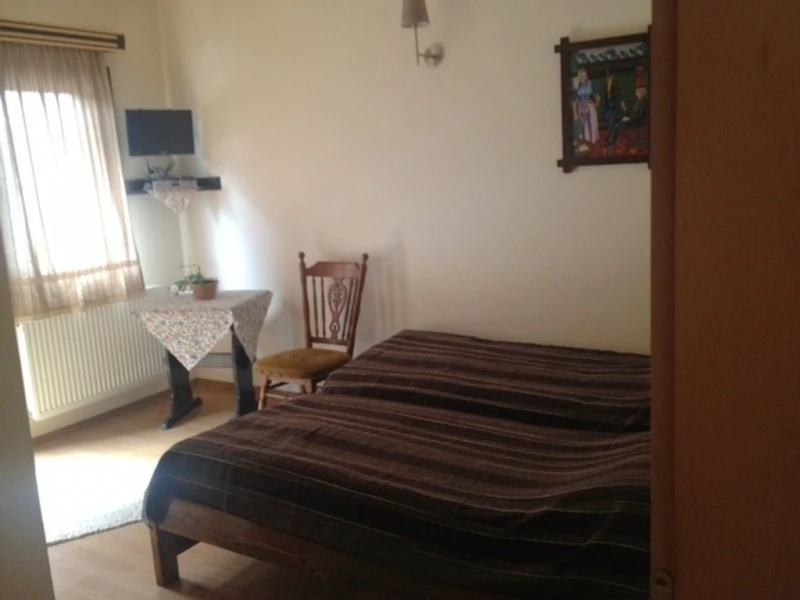 Gyergyócsomafalva Szállás | Motel (K1076-40) A kép szerzői jogvédelem alatt állhat. Javasolt a kapcsolatfelvétel a jog tulajdonossal.