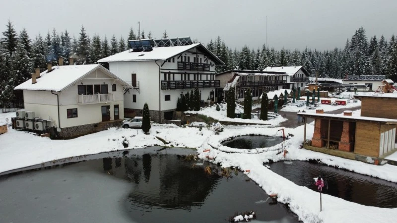 Ciumani Cazare | Motel (K1076-41) Imaginea poate fi supusă drepturilor de autor. Se recomandă contactarea titularului drepturilor.