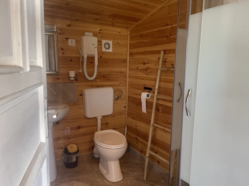 Gyergyócsomafalva Szállás | Motel (K1076-43) A kép szerzői jogvédelem alatt állhat. Javasolt a kapcsolatfelvétel a jog tulajdonossal.