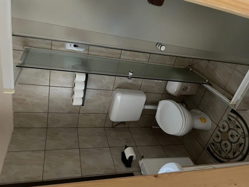 Ciumani Cazare | Motel (K1076-45) Imaginea poate fi supusă drepturilor de autor. Se recomandă contactarea titularului drepturilor.