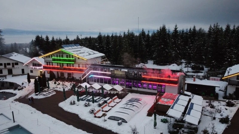 Ciumani Cazare | Motel (K1076-48) Imaginea poate fi supusă drepturilor de autor. Se recomandă contactarea titularului drepturilor.