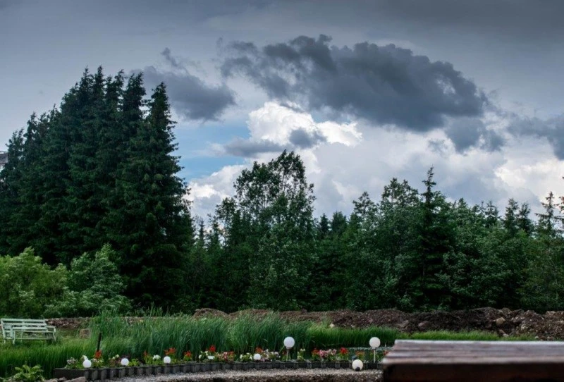 Ciumani Cazare | Motel (K1076-83) Imaginea poate fi supusă drepturilor de autor. Se recomandă contactarea titularului drepturilor.