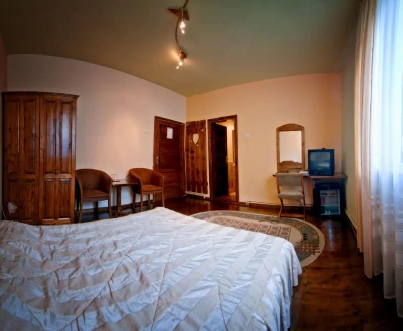 Barcarozsnyó Szállás | Motel (K1084-10) A kép szerzői jogvédelem alatt állhat. Javasolt a kapcsolatfelvétel a jog tulajdonossal.