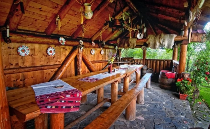 Râșnov Cazare | Motel (K1084-44) Imaginea poate fi supusă drepturilor de autor. Se recomandă contactarea titularului drepturilor.