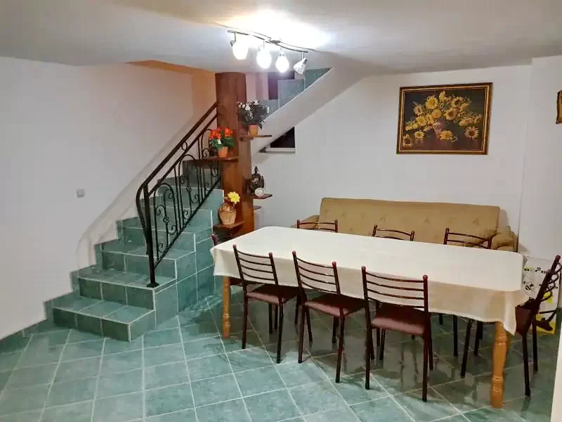 Corbeni Cazare | Cabană (K0538-3) Imaginea poate fi supusă drepturilor de autor. Se recomandă contactarea titularului drepturilor. Corbeni Cazare | Cabană (K0538-3) Imaginea poate fi supusă drepturilor de autor. Se recomandă contactarea titularului drepturilor.