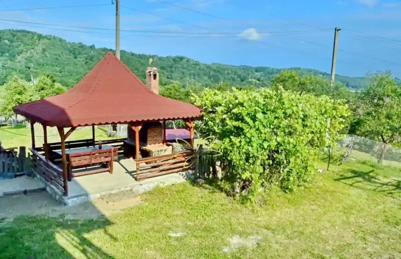 Corbeni Cazare | Cabană (K0538-5) Imaginea poate fi supusă drepturilor de autor. Se recomandă contactarea titularului drepturilor. Corbeni Cazare | Cabană (K0538-5) Imaginea poate fi supusă drepturilor de autor. Se recomandă contactarea titularului drepturilor.