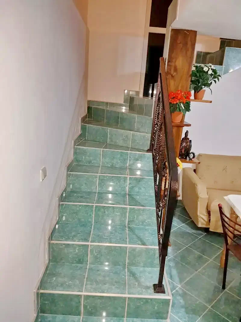 Corbeni Cazare | Cabană (K0538-9) Imaginea poate fi supusă drepturilor de autor. Se recomandă contactarea titularului drepturilor. Corbeni Cazare | Cabană (K0538-9) Imaginea poate fi supusă drepturilor de autor. Se recomandă contactarea titularului drepturilor.