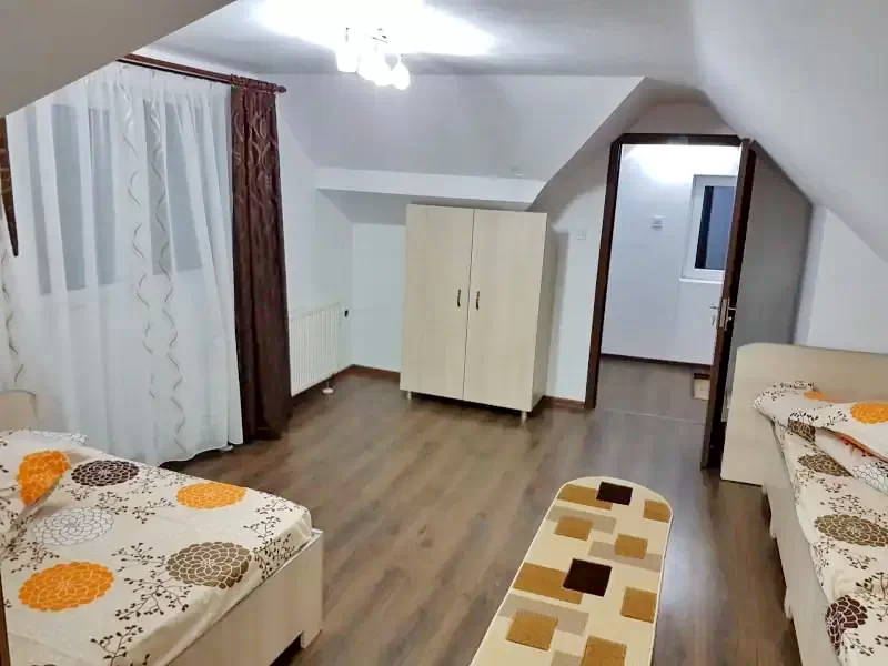  Szállás | Üdülőfalu (K0538-17) A kép szerzői jogvédelem alatt állhat. Javasolt a kapcsolatfelvétel a jog tulajdonossal.