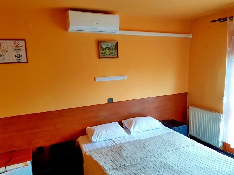 Budapesta Cazare | Hotel** (K1055-10) Imaginea poate fi supusă drepturilor de autor. Se recomandă contactarea titularului drepturilor.