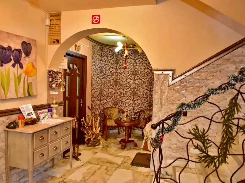  Szállás | Motel (K0806-40) A kép szerzői jogvédelem alatt állhat. Javasolt a kapcsolatfelvétel a jog tulajdonossal.