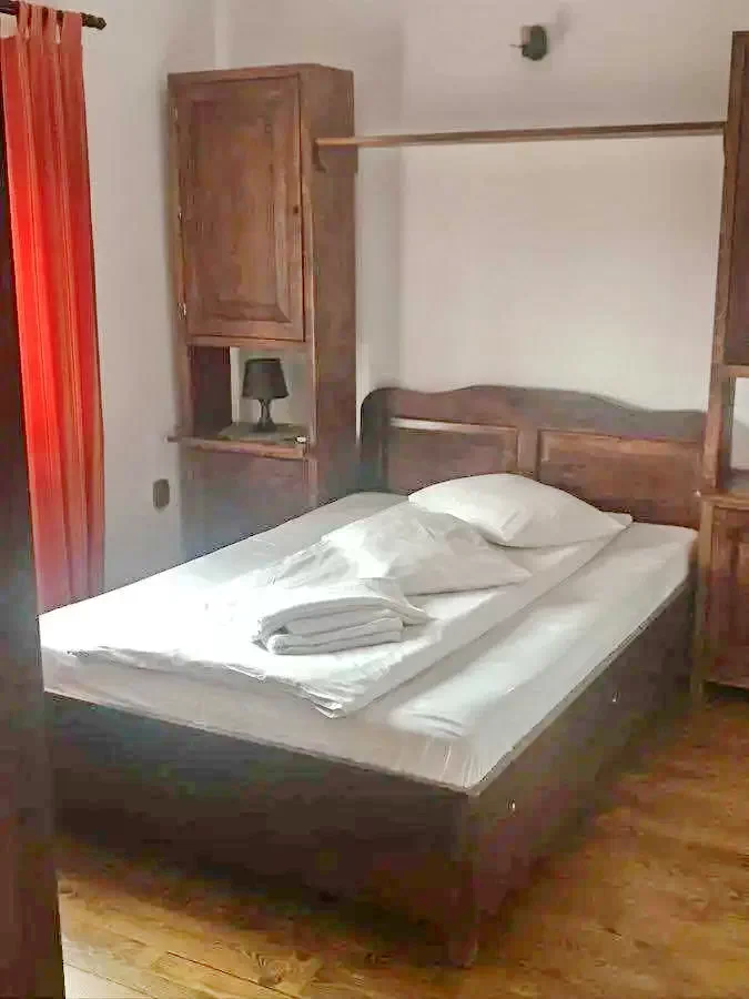 Corbeni Cazare | Pensiune (K0625-7) Imaginea poate fi supusă drepturilor de autor. Se recomandă contactarea titularului drepturilor.