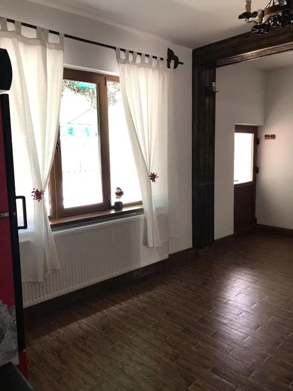 Corbeni Cazare | Pensiune (K0625-17) Imaginea poate fi supusă drepturilor de autor. Se recomandă contactarea titularului drepturilor.