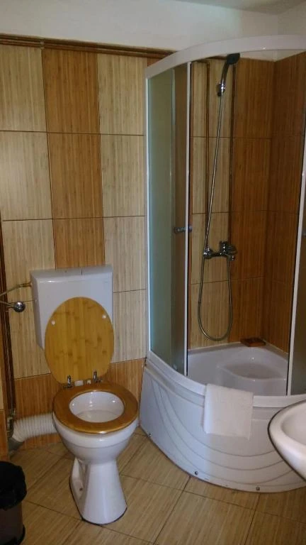 Corbeni Cazare | Pensiune (K0625-19) Imaginea poate fi supusă drepturilor de autor. Se recomandă contactarea titularului drepturilor.