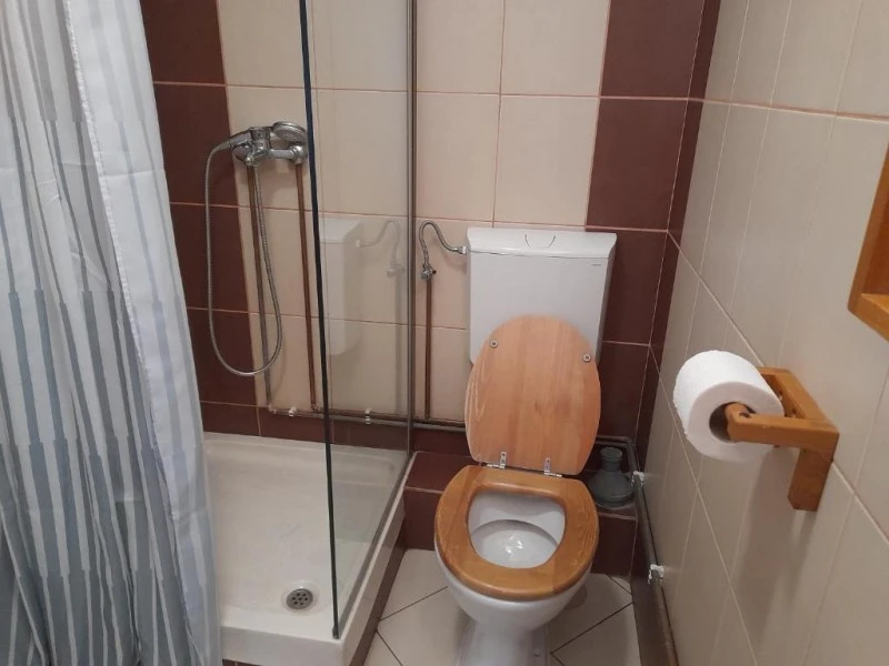 Corbeni Cazare | Pensiune (K0625-30) Imaginea poate fi supusă drepturilor de autor. Se recomandă contactarea titularului drepturilor.