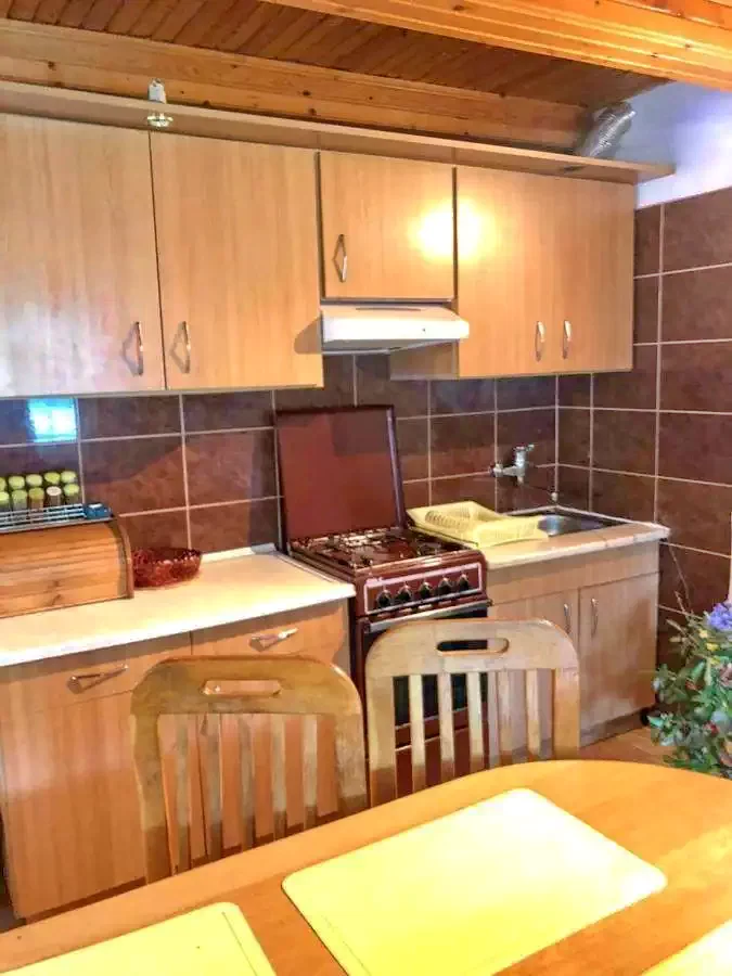 Szováta Szállás | Villa (K0315-9) A kép szerzői jogvédelem alatt állhat. Javasolt a kapcsolatfelvétel a jog tulajdonossal.