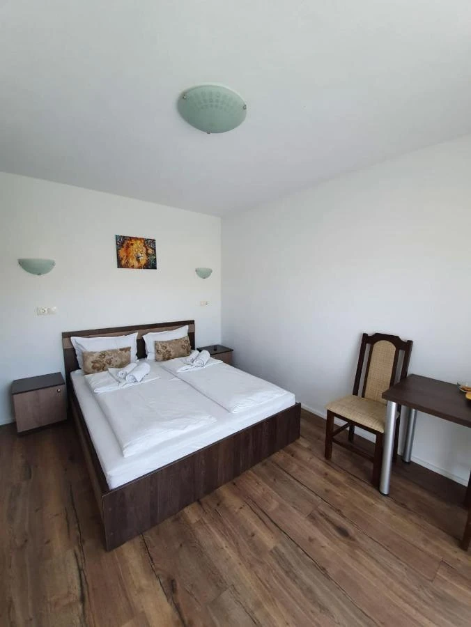 Turda Cazare | Motel (K1523-15) Imaginea poate fi supusă drepturilor de autor. Se recomandă contactarea titularului drepturilor.