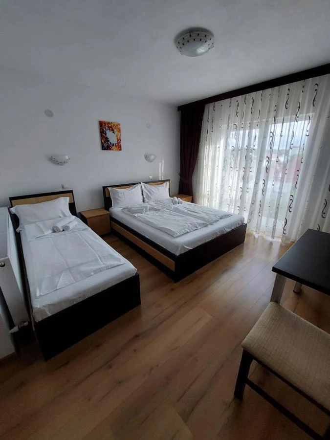 Turda Cazare | Motel (K1523-29) Imaginea poate fi supusă drepturilor de autor. Se recomandă contactarea titularului drepturilor.