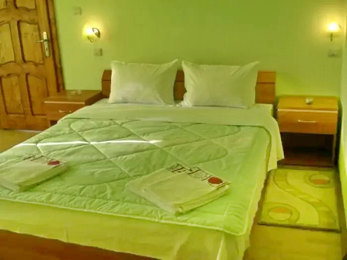 Resinár Szállás | Motel (K0392-13) A kép szerzői jogvédelem alatt állhat. Javasolt a kapcsolatfelvétel a jog tulajdonossal.