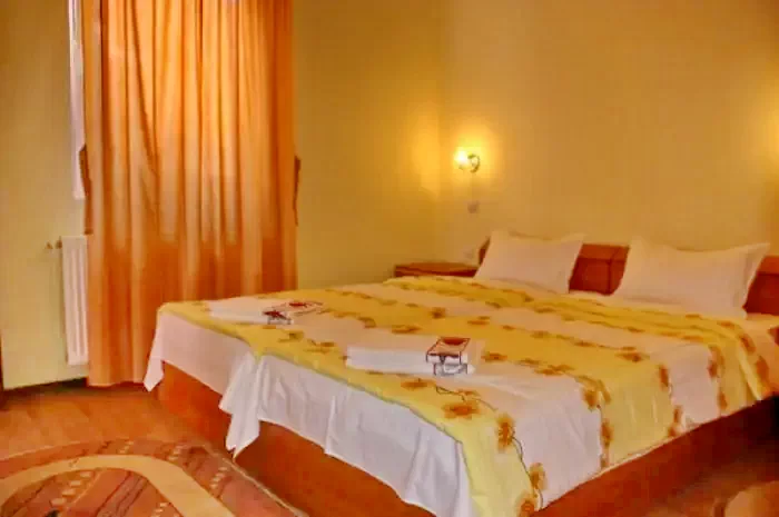 Resinár Szállás | Motel (K0392-14) A kép szerzői jogvédelem alatt állhat. Javasolt a kapcsolatfelvétel a jog tulajdonossal.