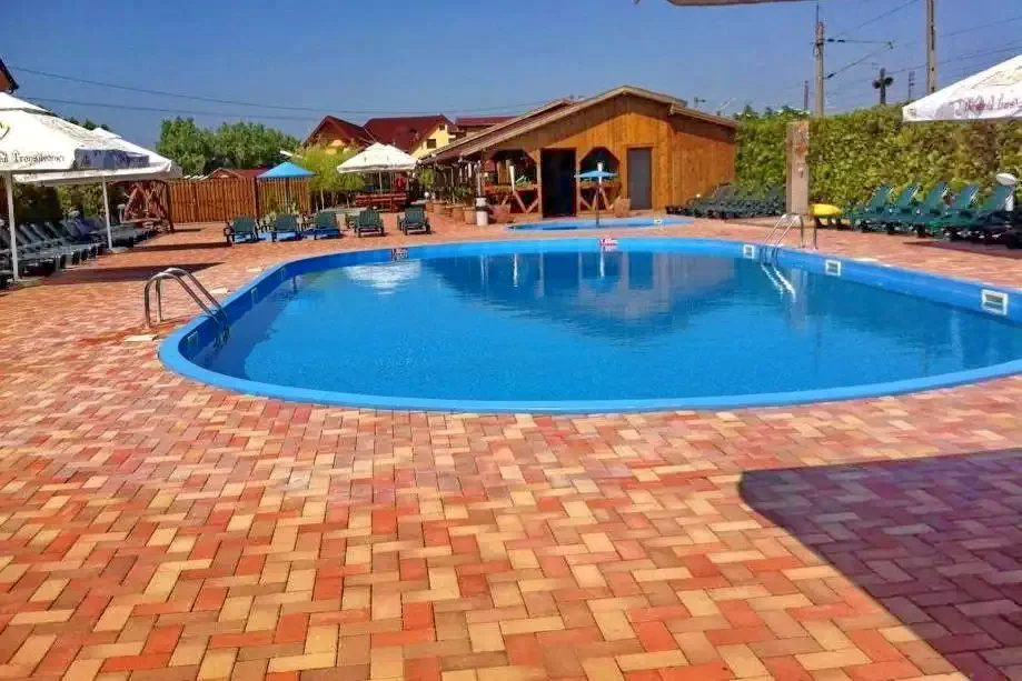 Segesvár Szállás | Turisztikai panzió (K1384-12) A kép szerzői jogvédelem alatt állhat. Javasolt a kapcsolatfelvétel a jog tulajdonossal.