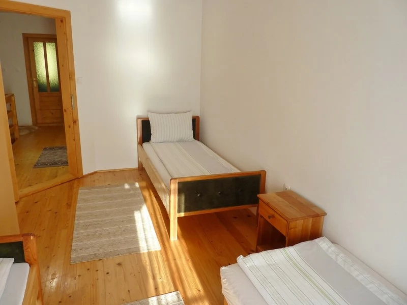 Zetelaki Víztározó Szállás | Üdülőfalu (K0564-44) A kép szerzői jogvédelem alatt állhat. Javasolt a kapcsolatfelvétel a jog tulajdonossal.