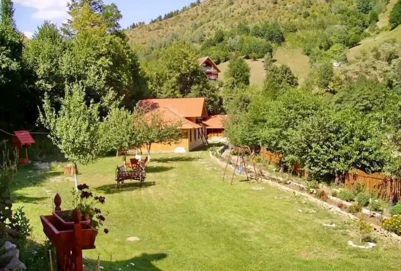 Sugág Szállás | Üdülőfalu (K1364-41) A kép szerzői jogvédelem alatt állhat. Javasolt a kapcsolatfelvétel a jog tulajdonossal.