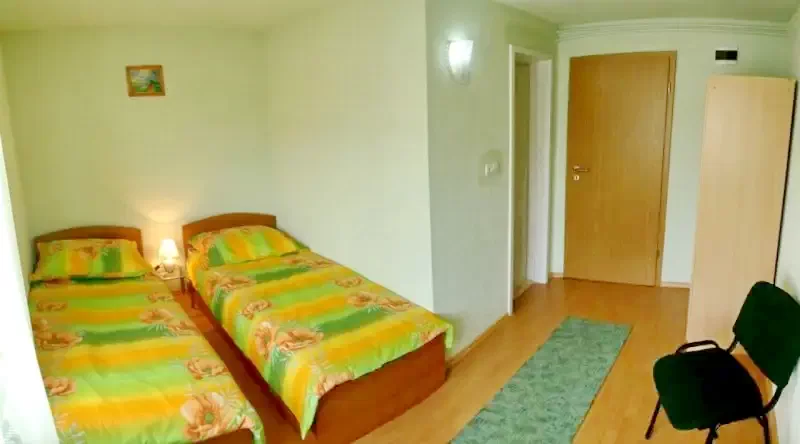 Aiud Cazare | Hostel (K1150-11) Imaginea poate fi supusă drepturilor de autor. Se recomandă contactarea titularului drepturilor.