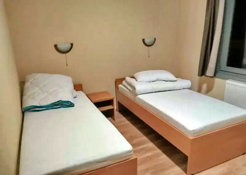 Borzont Cazare | Pensiune (K1373-11) Imaginea poate fi supusă drepturilor de autor. Se recomandă contactarea titularului drepturilor.