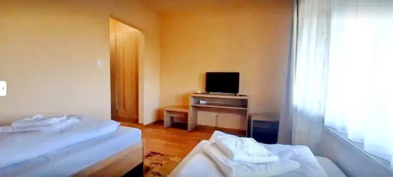 Borzont Szállás | Panzió (K1373-15) A kép szerzői jogvédelem alatt állhat. Javasolt a kapcsolatfelvétel a jog tulajdonossal. Borzont Szállás | Panzió (K1373-15) A kép szerzői jogvédelem alatt állhat. Javasolt a kapcsolatfelvétel a jog tulajdonossal.