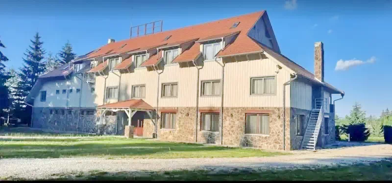 Borzont Cazare | Pensiune (K1373-32) Imaginea poate fi supusă drepturilor de autor. Se recomandă contactarea titularului drepturilor.