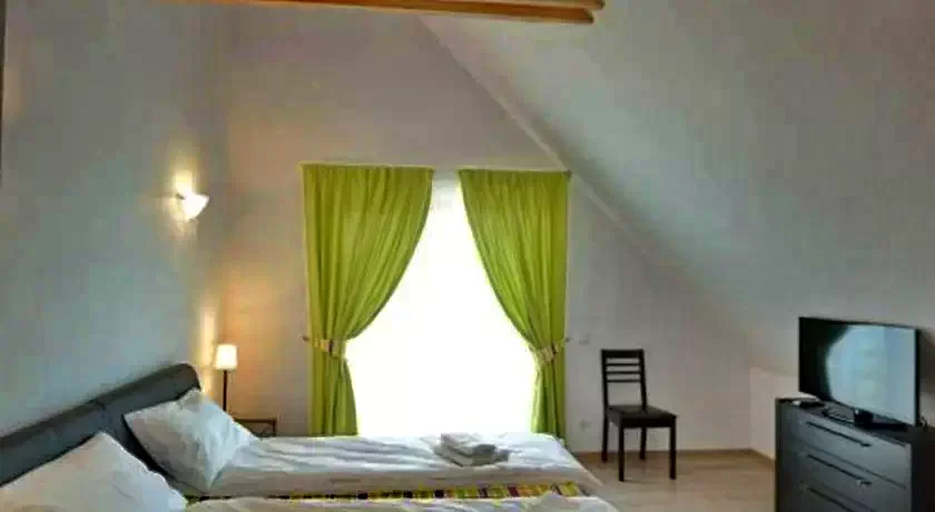 Crișan Szállás | Motel (K1330-11) A kép szerzői jogvédelem alatt állhat. Javasolt a kapcsolatfelvétel a jog tulajdonossal.