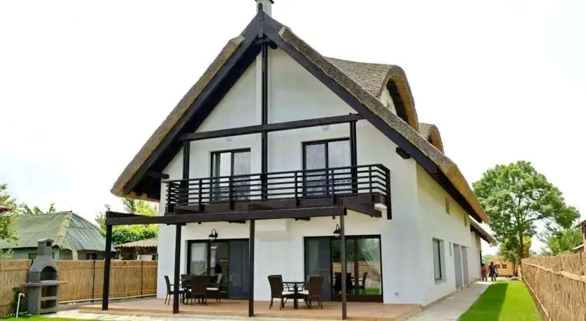 Crișan Szállás | Motel (K1330-21) A kép szerzői jogvédelem alatt állhat. Javasolt a kapcsolatfelvétel a jog tulajdonossal.