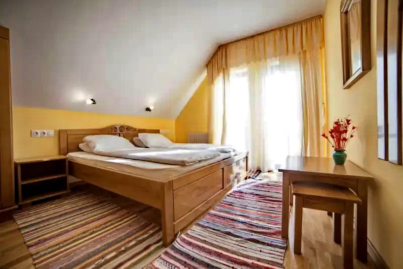 Păuleni Cazare | Motel (K0321-3) Imaginea poate fi supusă drepturilor de autor. Se recomandă contactarea titularului drepturilor.