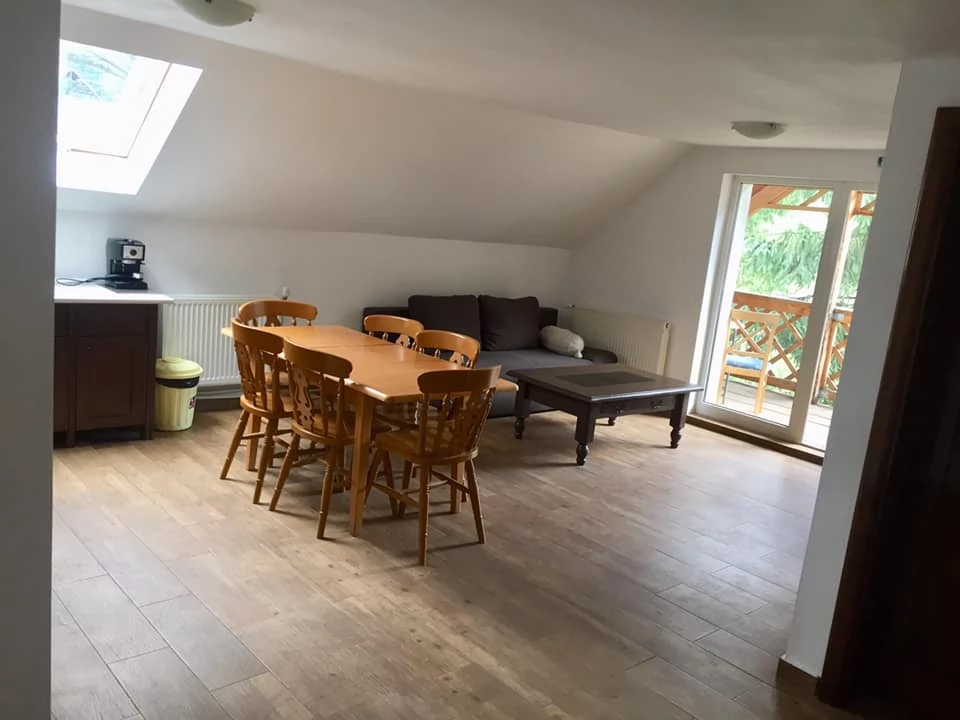 Lesu Tó Szállás | Motel (K0650-37) A kép szerzői jogvédelem alatt állhat. Javasolt a kapcsolatfelvétel a jog tulajdonossal.