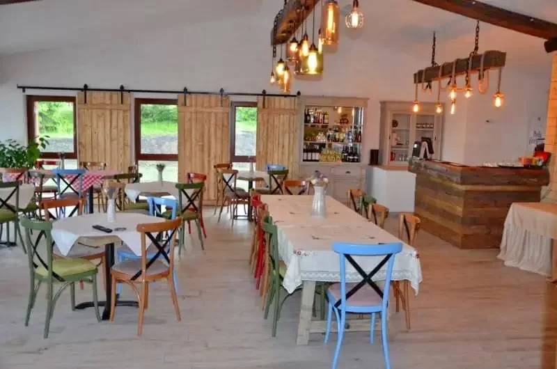 Toplița Cazare | Motel (K1224-10) Imaginea poate fi supusă drepturilor de autor. Se recomandă contactarea titularului drepturilor.