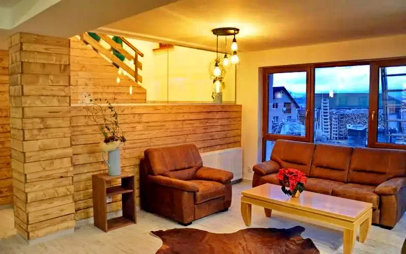 Toplița Cazare | Motel (K1224-15) Imaginea poate fi supusă drepturilor de autor. Se recomandă contactarea titularului drepturilor.