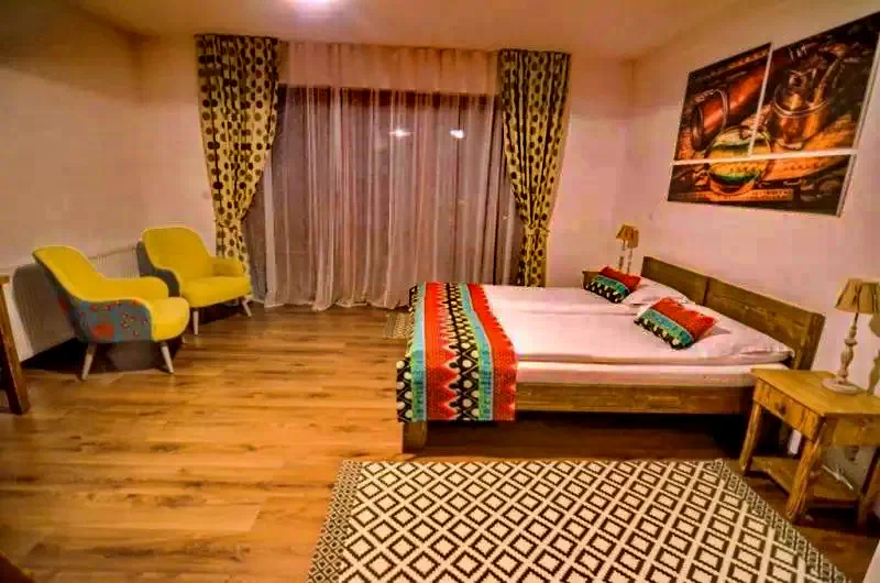 Toplița Cazare | Motel (K1224-23) Imaginea poate fi supusă drepturilor de autor. Se recomandă contactarea titularului drepturilor.