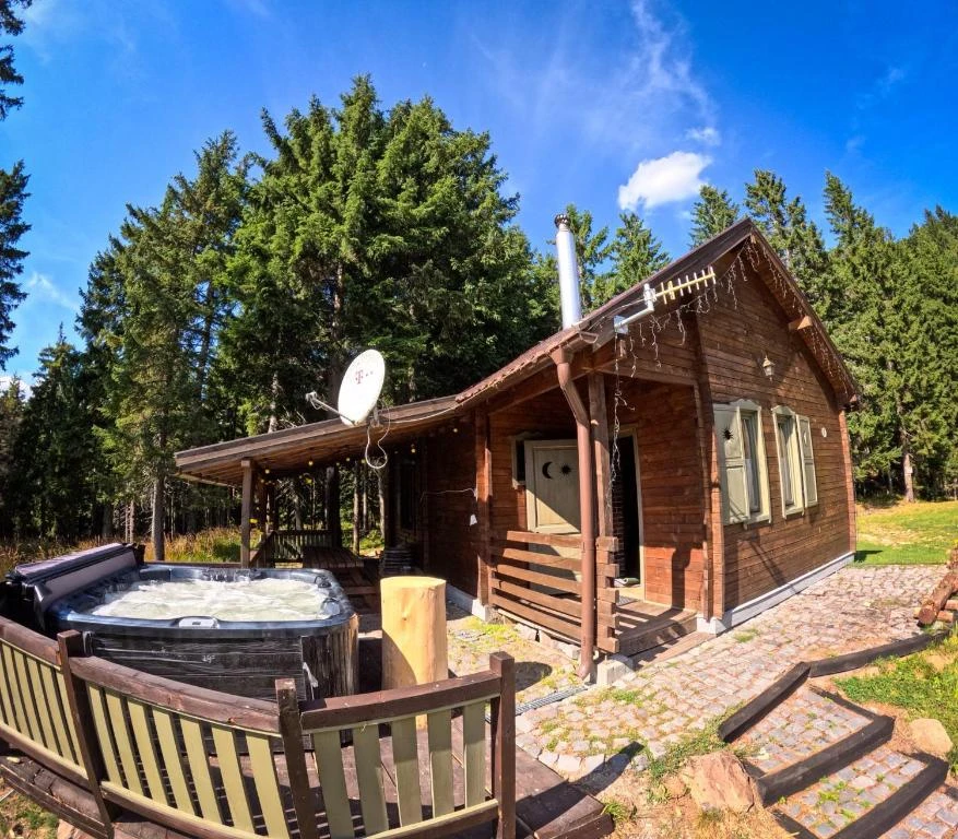 Harghita Madaras Cazare | Cabană (K1499-2) Imaginea poate fi supusă drepturilor de autor. Se recomandă contactarea titularului drepturilor.