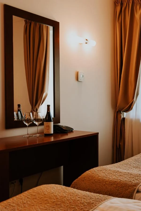 Băile Tușnad Cazare | Hotel*** (K1498-32) Imaginea poate fi supusă drepturilor de autor. Se recomandă contactarea titularului drepturilor. Băile Tușnad Cazare | Hotel*** (K1498-32) Imaginea poate fi supusă drepturilor de autor. Se recomandă contactarea titularului drepturilor.