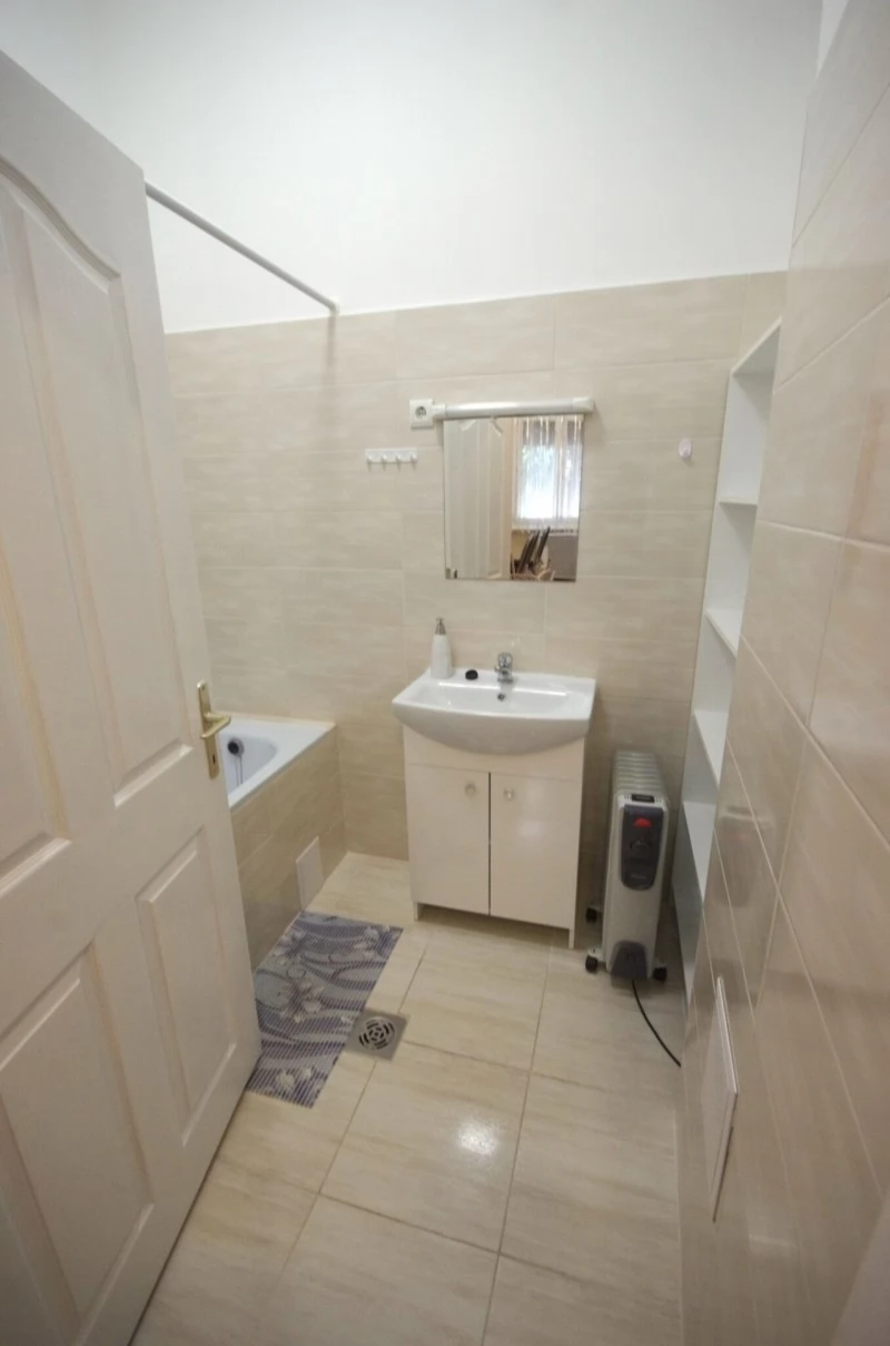 Jula Cazare | Cabană (K0326-11) Imaginea poate fi supusă drepturilor de autor. Se recomandă contactarea titularului drepturilor.
